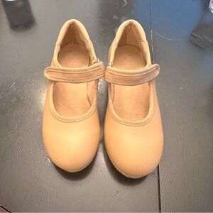 EUC Girls nude tap heels - 12 little girls